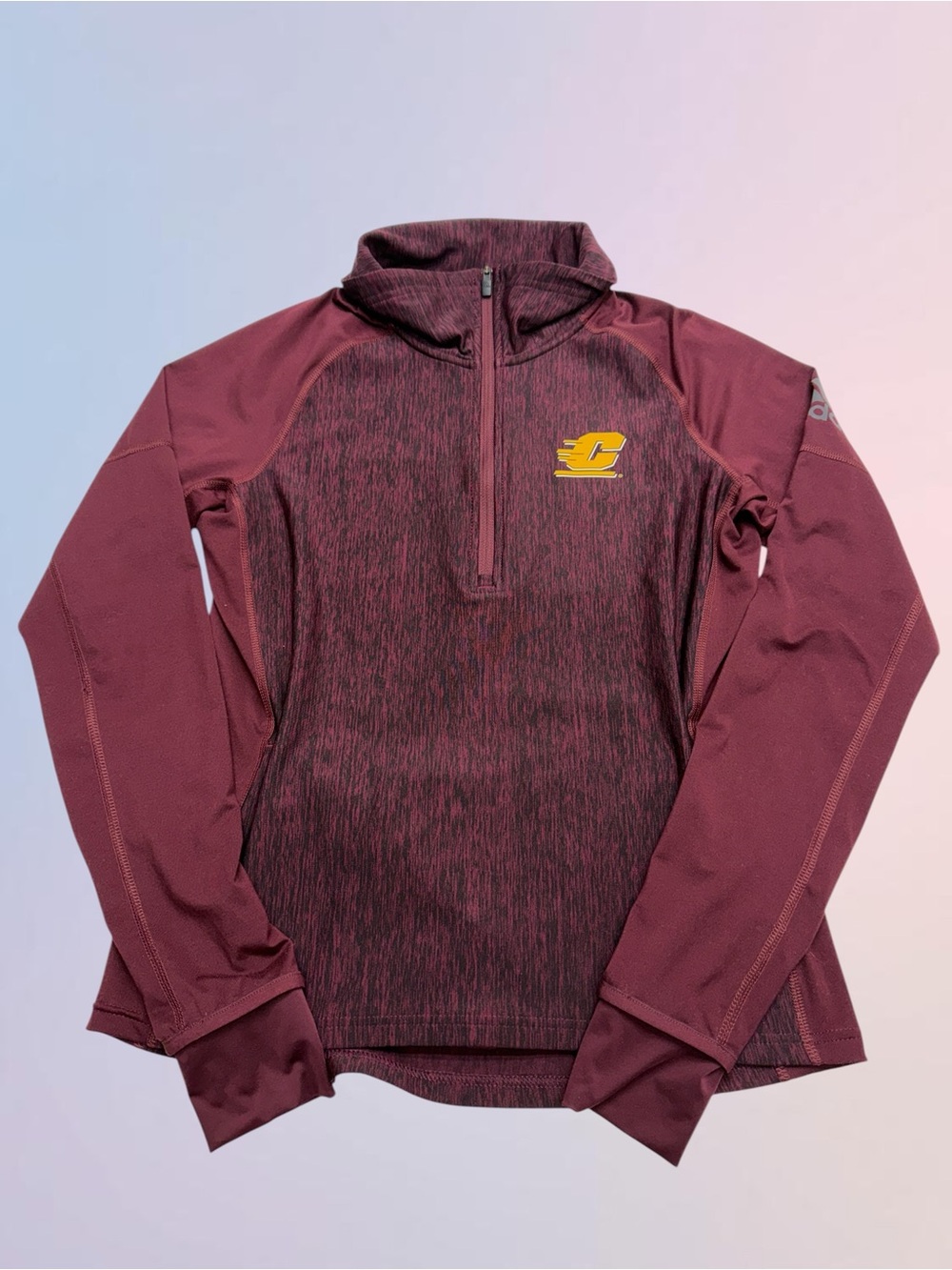 CENTRAL MICHIGAN UNIVERSITY Women’s Medium
1/4 Zip Performance Sweatshirt